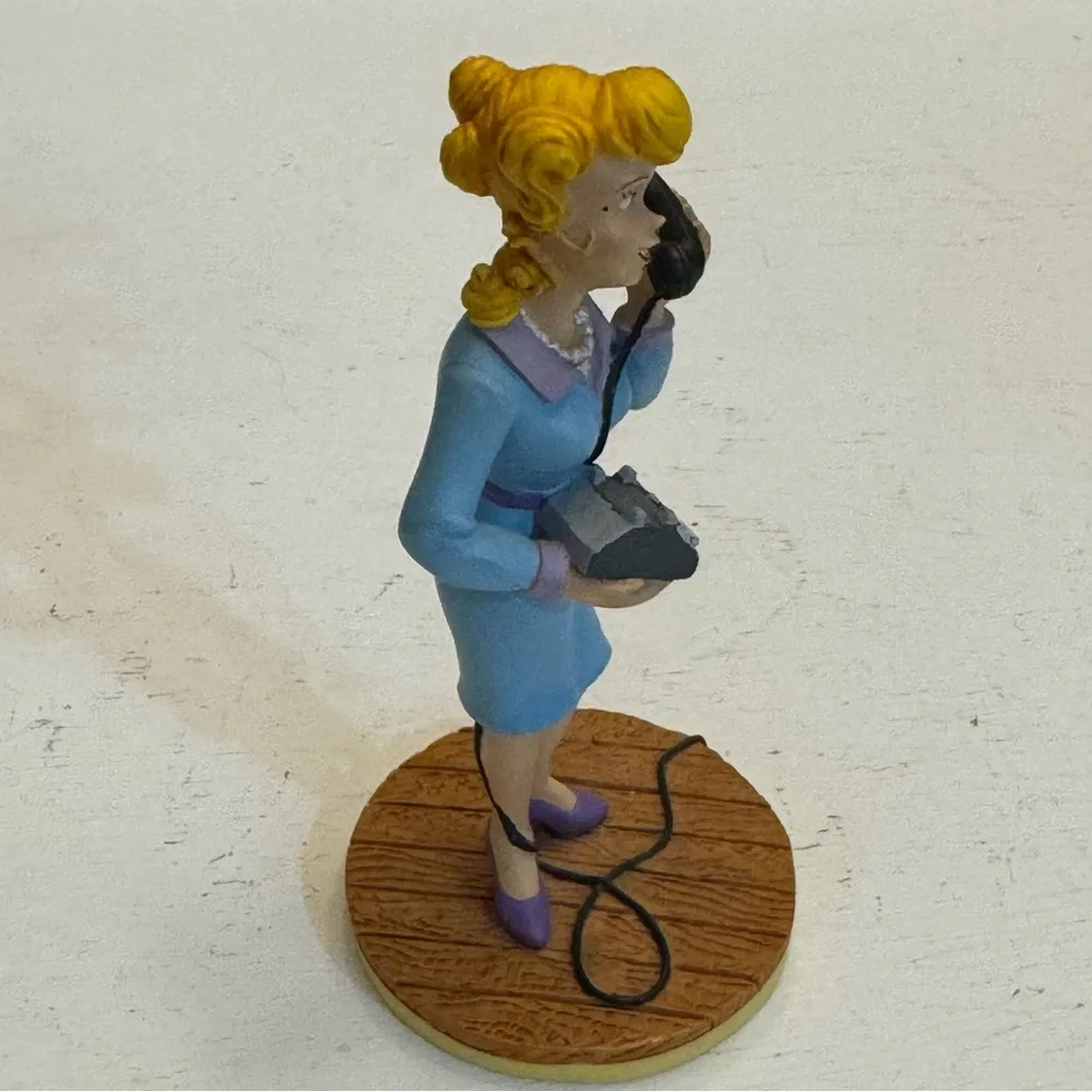 2000 Blondie Comic Figurine Blondie On The Phone Vintage